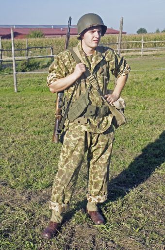 Postać szeregowca z 1. batalionu 23. pułku 2. Dywizji Piechoty ''Indianhead'' z okresu walk o Brest, sierpień-wrzesień 1944 roku.